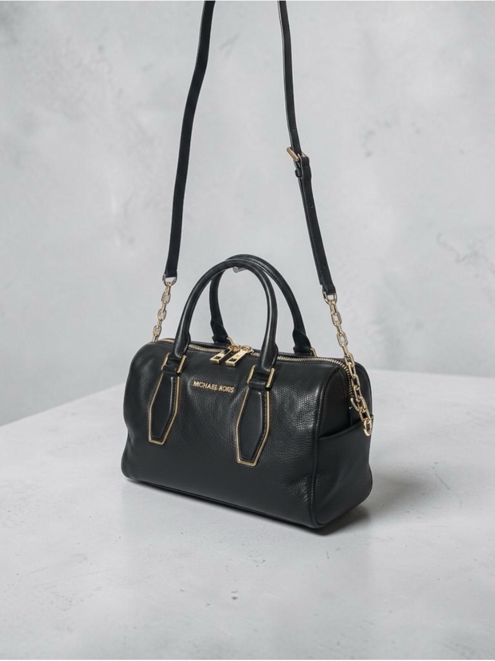 Michael Kors Vanessa Medium Chain Satchel Black Leather Gold Hardware